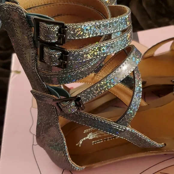 Jeffrey Campbell Romana Low Sandals Pewter Flash