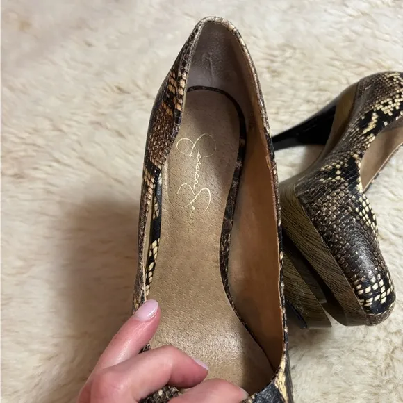 Jessica Simpson Brown and Black ColieSnakeskin Platform Heels