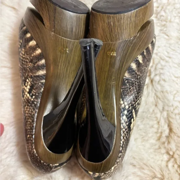 Jessica Simpson Brown and Black ColieSnakeskin Platform Heels