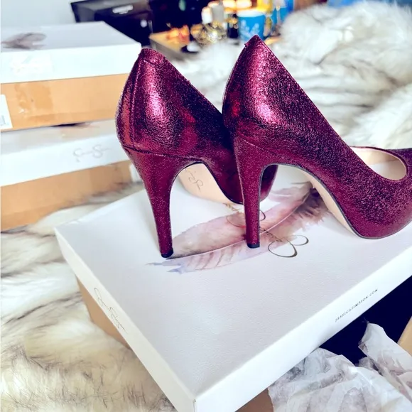 🎁Jessica Simpson real leather. red sparkly pumps.NEW IN ORIGINAL BOX🎁