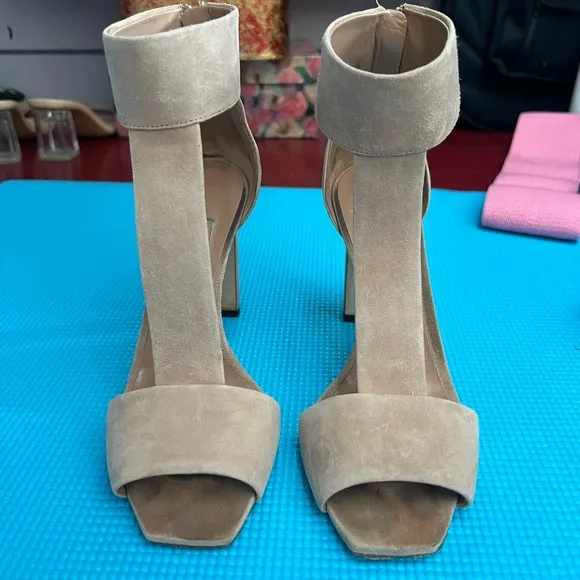 Jimmy Choo Bethel 100 Suede Heel