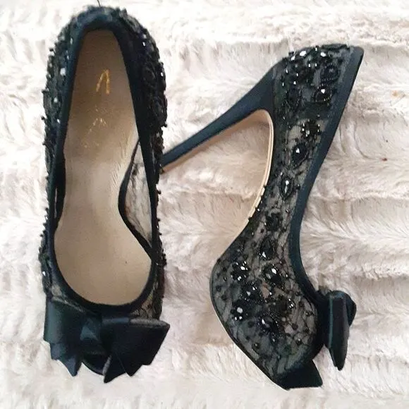 Joan &amp; David Dacutie Black Lace Beaded Platform Heels Size 7.5M