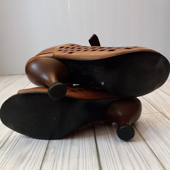 John Fluevog Belle Star Brown Leather Heel Sandals