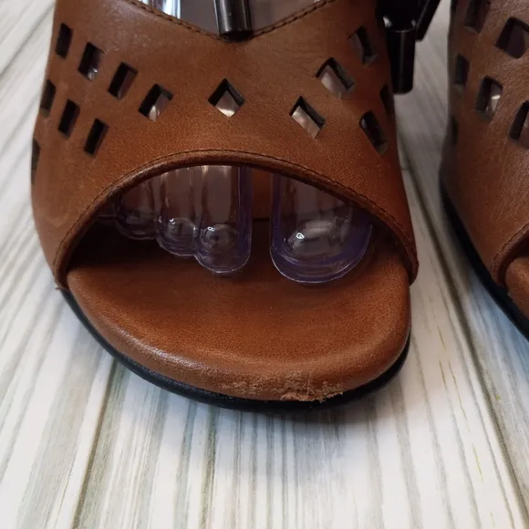 John Fluevog Belle Star Brown Leather Heel Sandals