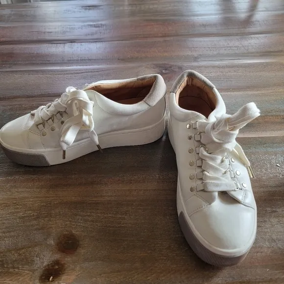 JOIE Off White Handan Sneaker Shoes With Gold Studs Accents Sz 36 / 6