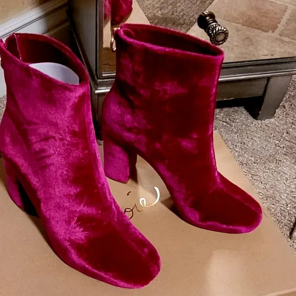 JOIE Saleema Velvet Block Heel Ankle Boots Booties - Cerise Hot Pink - Size 37.5
