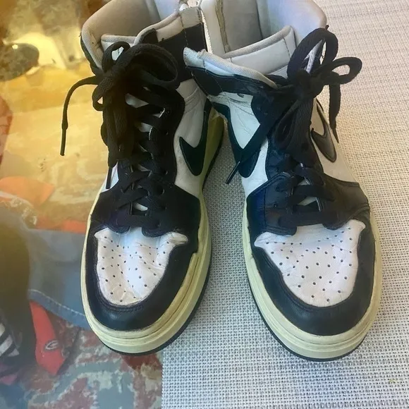 JORDAN’s athletics shoes, air Jordans elevate