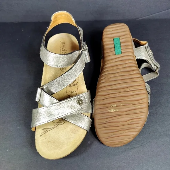 Josef Seibel Women's Natalya Platinum Glitter Strappy Flower Wedge Sandal Sz 6.5