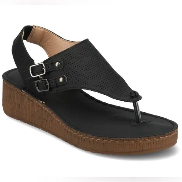 Journee Collection Womens Mckell Wedge HeelBuckle Sandals