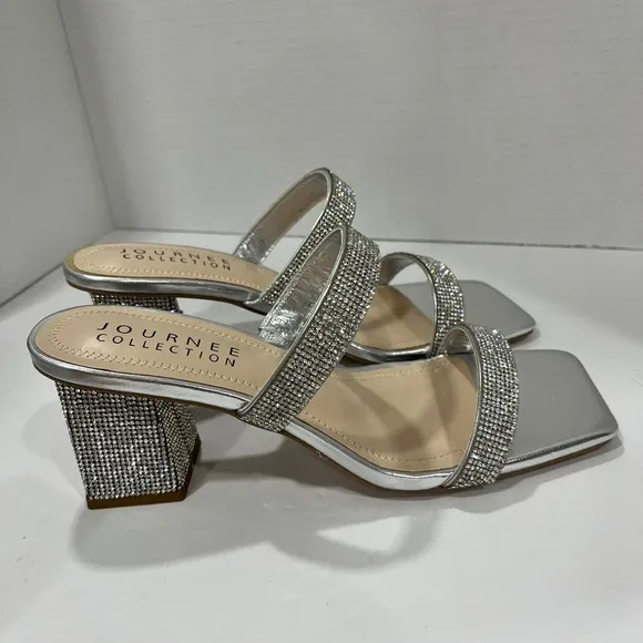 Journee Collection Womens Shandee Block Heel‎ Pumps  Size: 9.5 Color: Silver
