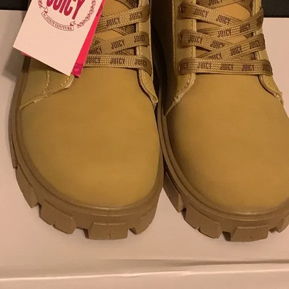 Juicy Couture Women’s Josie Block Heel Lace Up Boots