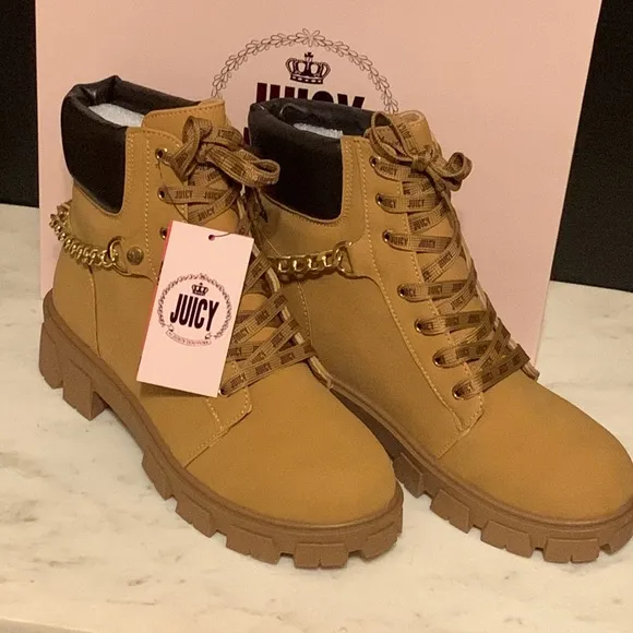 Juicy Couture Women’s Josie Block Heel Lace Up Boots