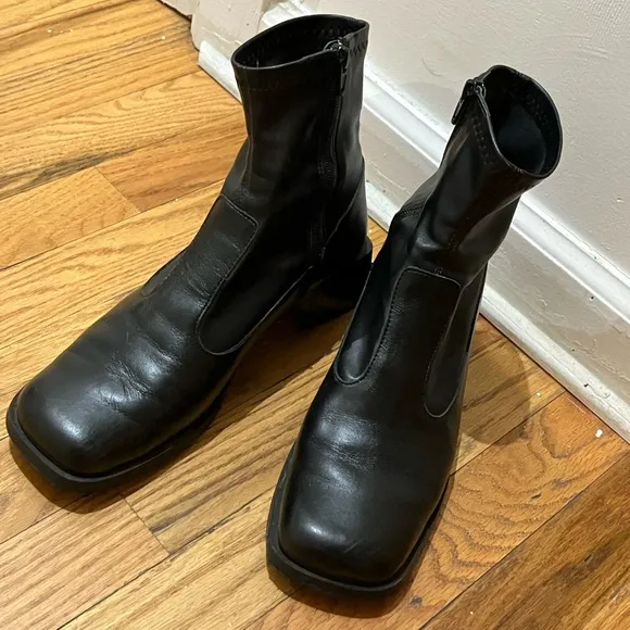 Justine Clenquet Nico Boots