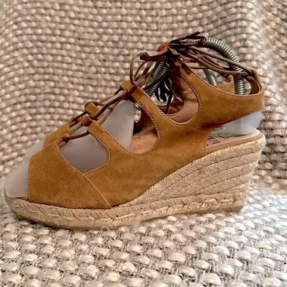 Kanna Ante Camel Women’s Lace Up Wedge Sandals size 38 EUC