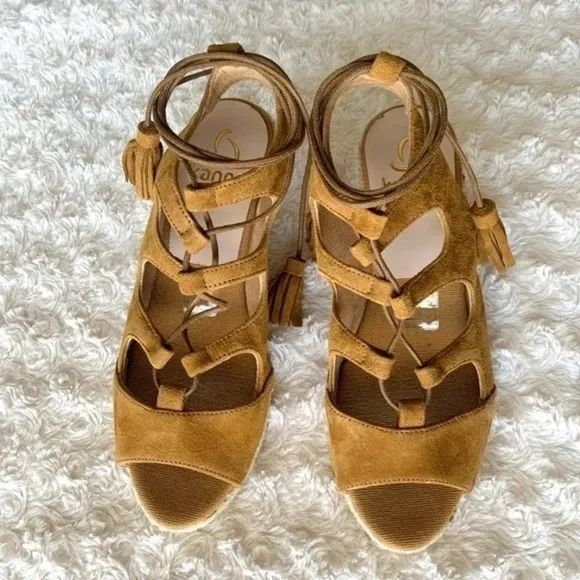 Kanna Ante Camel Women’s Lace Up Wedge Sandals size 38 EUC
