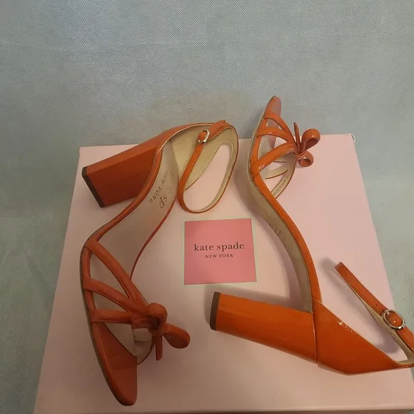 Kate Spade Flamenco Bow Patent Leather Ankle Strap Sandals in Dried Apricot Sz11