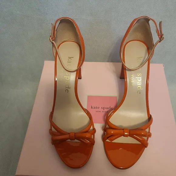 Kate Spade Flamenco Bow Patent Leather Ankle Strap Sandals in Dried Apricot Sz11