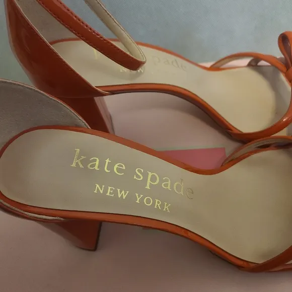 Kate Spade Flamenco Bow Patent Leather Ankle Strap Sandals in Dried Apricot Sz11