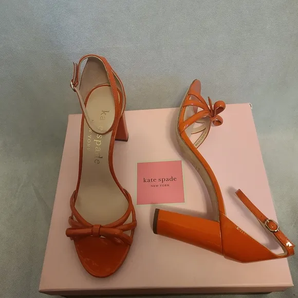 Kate Spade Flamenco Bow Patent Leather Ankle Strap Sandals in Dried Apricot Sz11