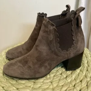 Kate Spade Garden Gray/ Truffle Suede Scalloped Chelsea Ankle Boots