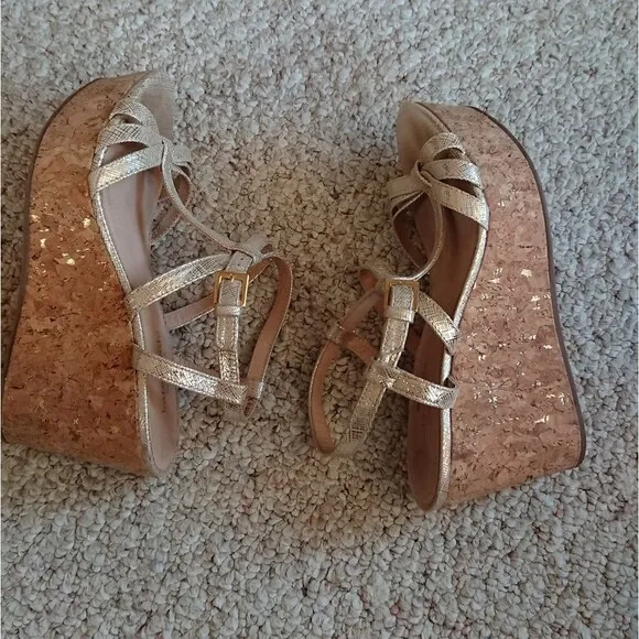 Kate Spade New York 10 GOLD METALLIC LEATHER Cork WEDGE Strappy SANDALS size 6M