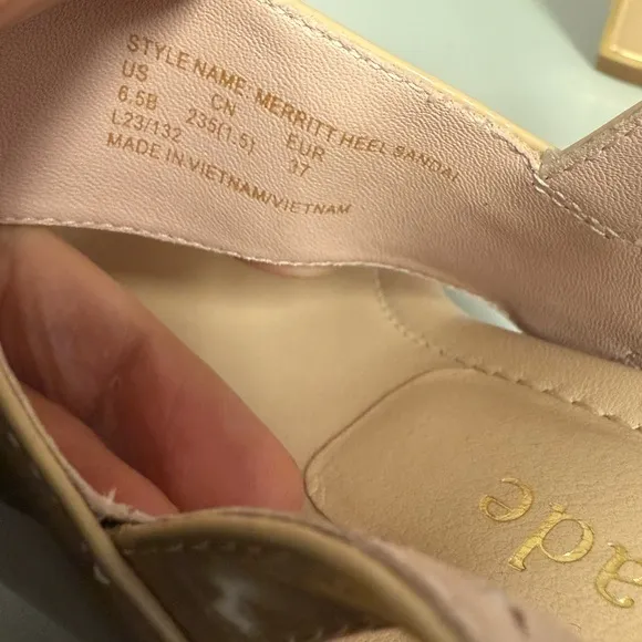 Kate Spade New York Women's Size‎ 6.5 Merrit Heel Sandal Sandals tan
