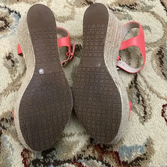 Kate Spade Tarin Wedge Sandals (size 9.5)