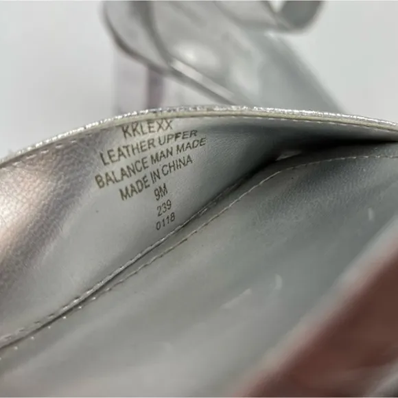 Kendall   Kylie Silver Lexx Clear Block Heel Sandals Size 9
