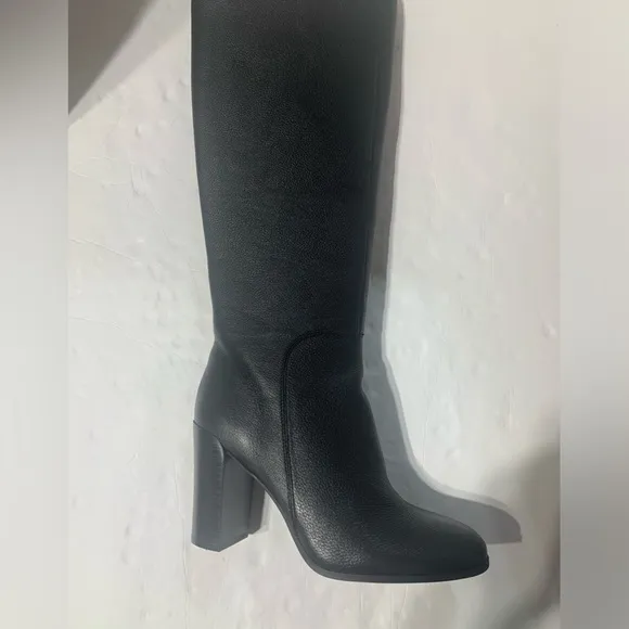Kenneth  Cole New York Veronica timeless knee-high boots