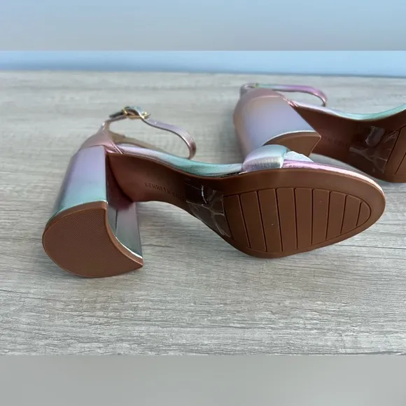 Kenneth Cole New York Women's Luisa Block Heel Sandals Size 5