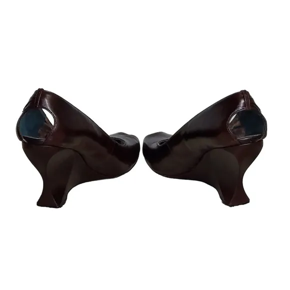 Kenzie Leather‎ Sculptured Wedge Peep Toe Heels Burgundy Brown Color Unique