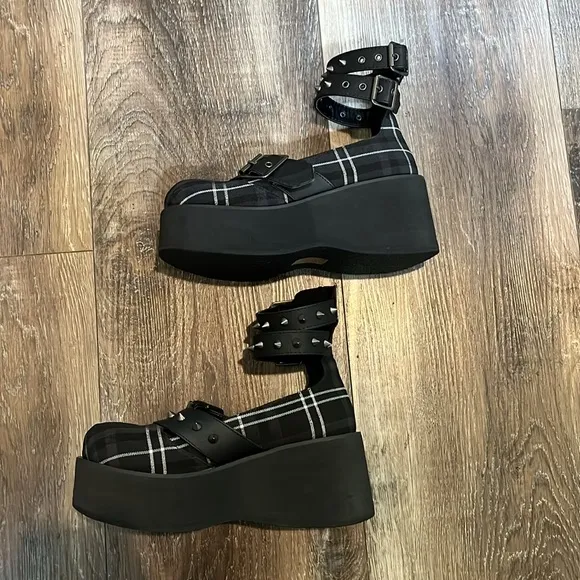 Killstar Bloody Mary Ash Tartan platform shoes