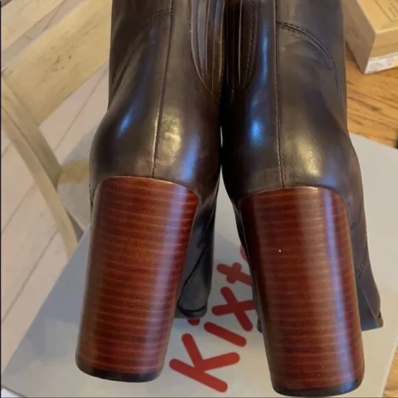 KIXTERS BROWN LEATHER BLOCK HEEL BOOTS.  N…