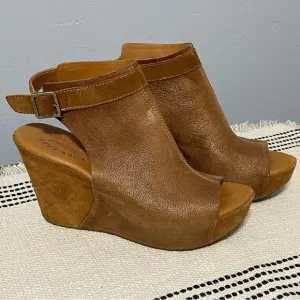 KORK-EASE / Berit Wedge Tan Leather Peep Toe Sandals Size 8