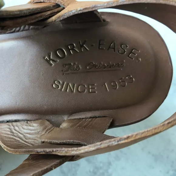 Korks By Kork-Ease Sandals Brown Leather Wedge Ankle Strap Open Toe 9