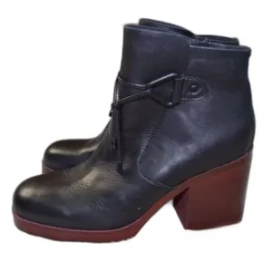 Korks Mertle Boots Womens Size 9.5 Black Leather Block Heel Platform Bootie