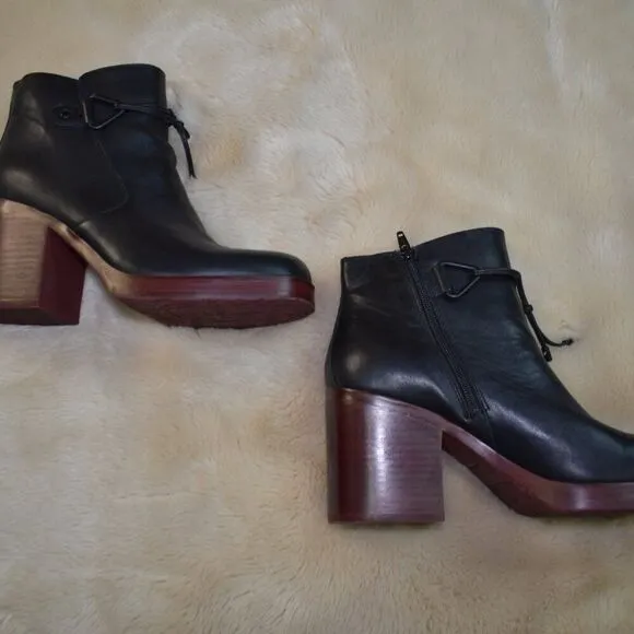 Korks Mertle Boots Womens Size 9.5 Black Leather Block Heel Platform Bootie