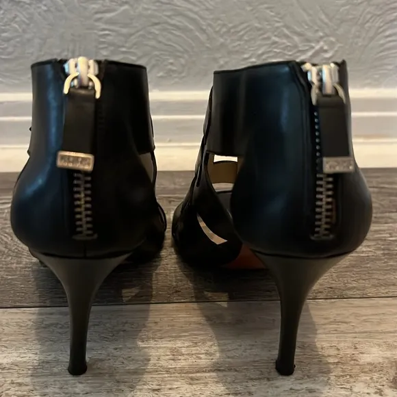 KORS Michael Kors Leather Heeled Sandals