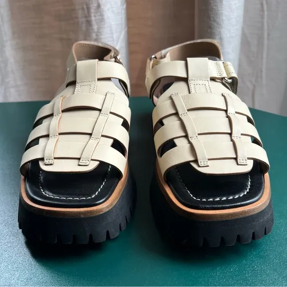 Labucq Boomer Cream Sandals in Size 41