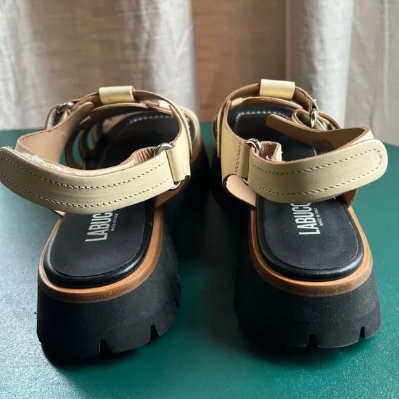Labucq Boomer Cream Sandals in Size 41