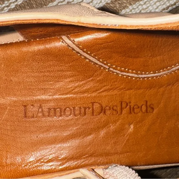 L’Amour Des Pieds CASIMIRO Leather Ankle Strap Tan Wedge Sandals Size 11