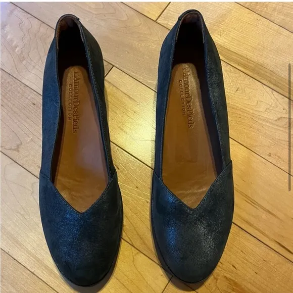 L'Amour Des Pieds Collection Bracey Slip-OnWedge Shoes Black Leather size 8.5