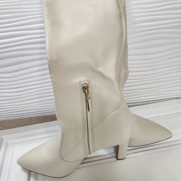 LARROUDE WOMEN CHRISSY POINTED TOE BLOCK HEEL BOOTS SIZE 8.5