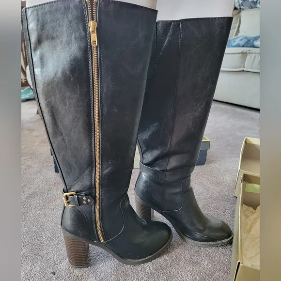 Lauren conrad rook block Heel boots