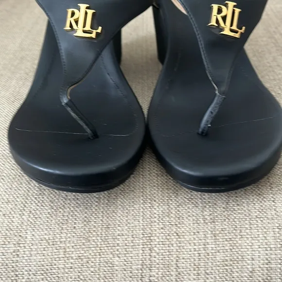 LAUREN Ralph Lauren Jeannie sandals Black logo gold tone  Wedge T-Strap
