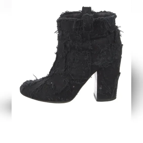 Laurence Dacade Riding Boots. Ankle. Black sz 9.5 (39.5). Block heel. Round toe