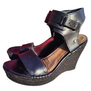 Leather Ugg Wedge sandals sz 11