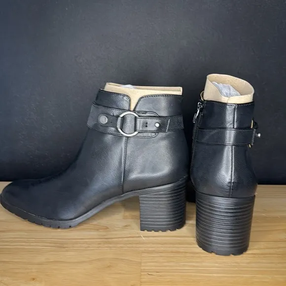 Life Stride Boot Black Miranda Block Heel Faux‎ Leather in Size 9  New