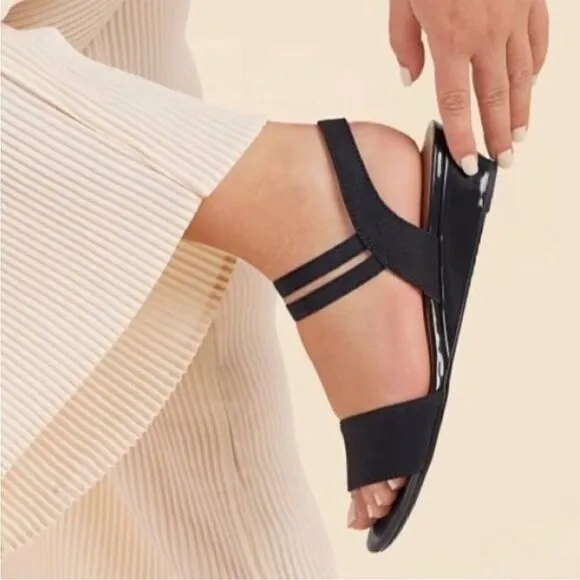 LifeStride Yolo Navy Strappy Wedge Sandals