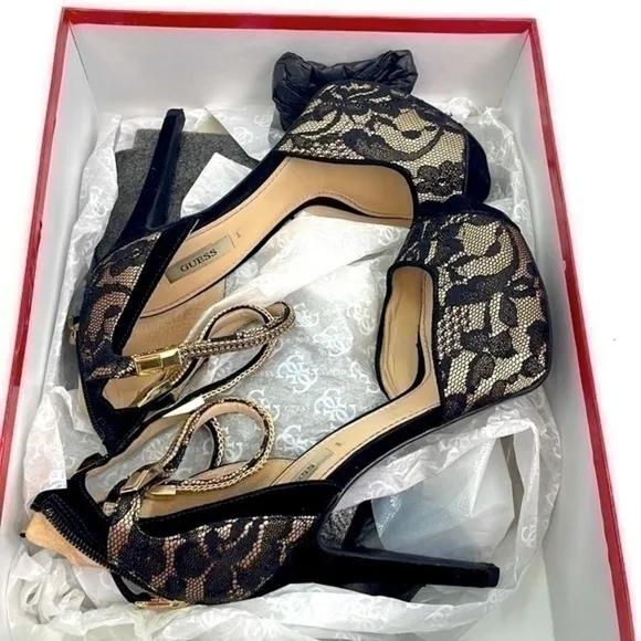 Like New in box Guess black lace and gold chain ankle strap platform shoes sz 7